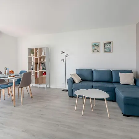 - 100 Du Port - Escale A Deux